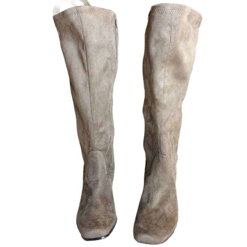 ST. JOHN’S BAY BOOTS WOMENS SOFT BROWN